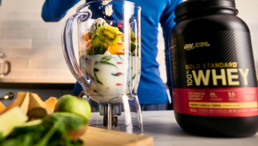 fruit in a blender, optimum nutrition gold standard whey